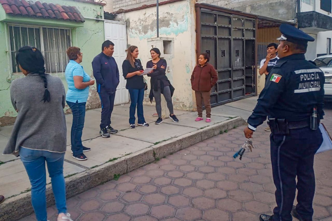 Brinda Seguridad Pública de Huamantla pláticas a vecinos y propietarios de negocios para evitar incidentes